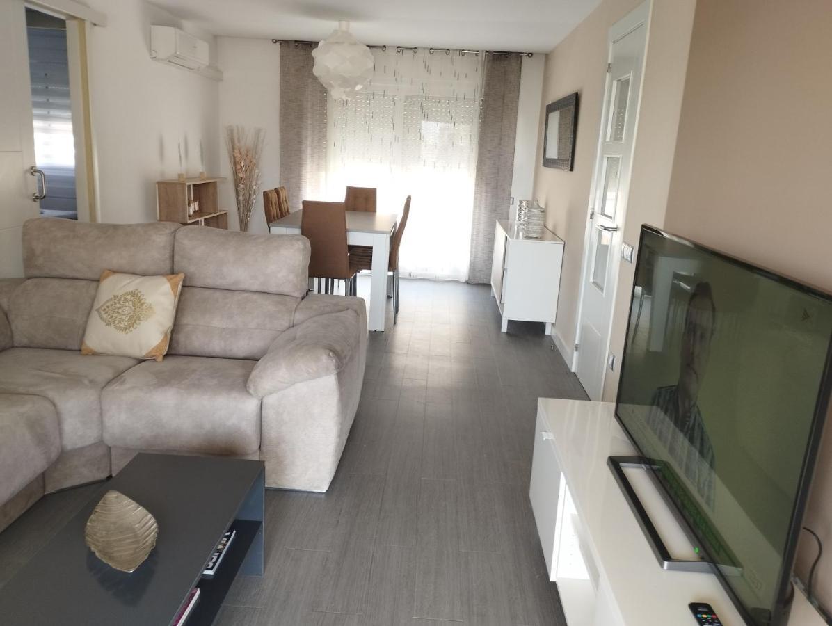 Atico Frente Al Mar Con Parking Para 5 Personas Calafell Exterior photo